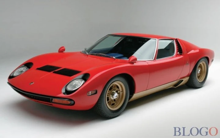 La prima Lamborghini Miura SV venduta per oltre due milioni di euro