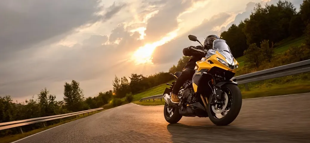 Triumph 2025: nuovi modelli e prezzi aggiornati