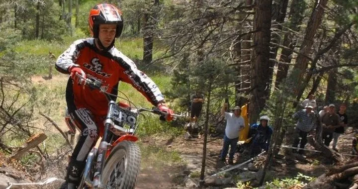 Ex Campione del Mondo di Trial arrestato per vendita di merce contraffatta