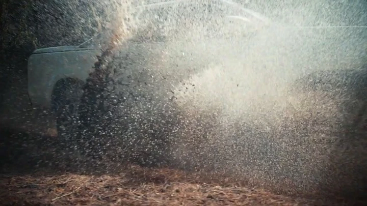 Mercedes Classe X: lo spot