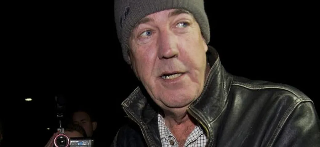 Jeremy Clarkson: una targa nell'hotel ricorda la lite con il produttore