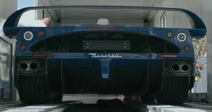 La più rara Maserati MC12 di sempre: la firma è del "Kaiser"