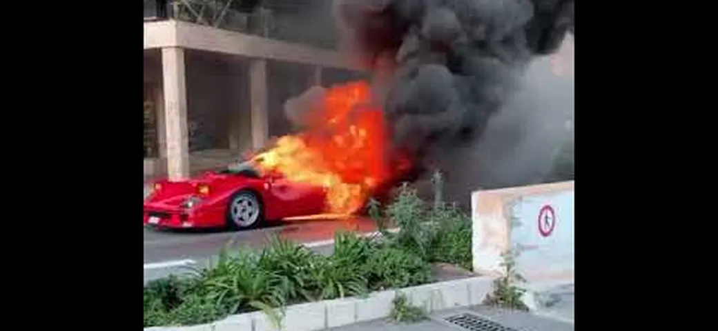 Ferrari F40 va a fuoco a Monte Carlo [Video]