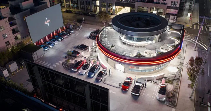 Tesla Diner, il primo ristorante per auto firmato Elon Musk