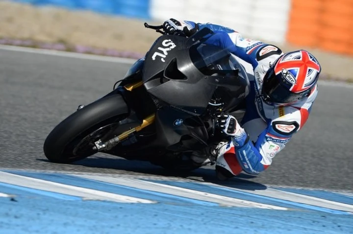 BMW Motorrad Italia SBK, Barrier: 
