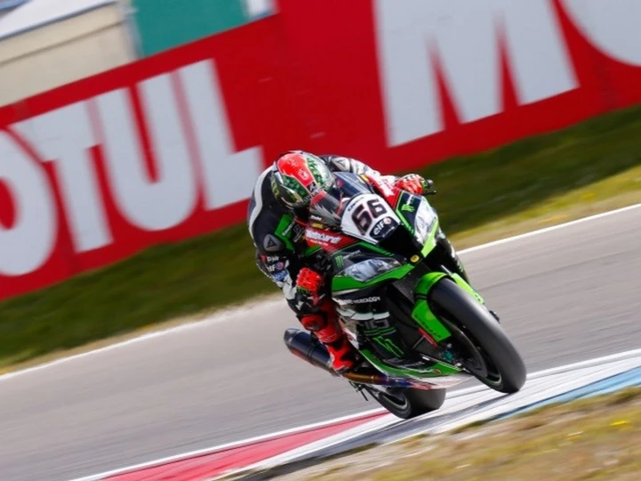 WSBK Assen: Sykes e Rea subito sugli scudi