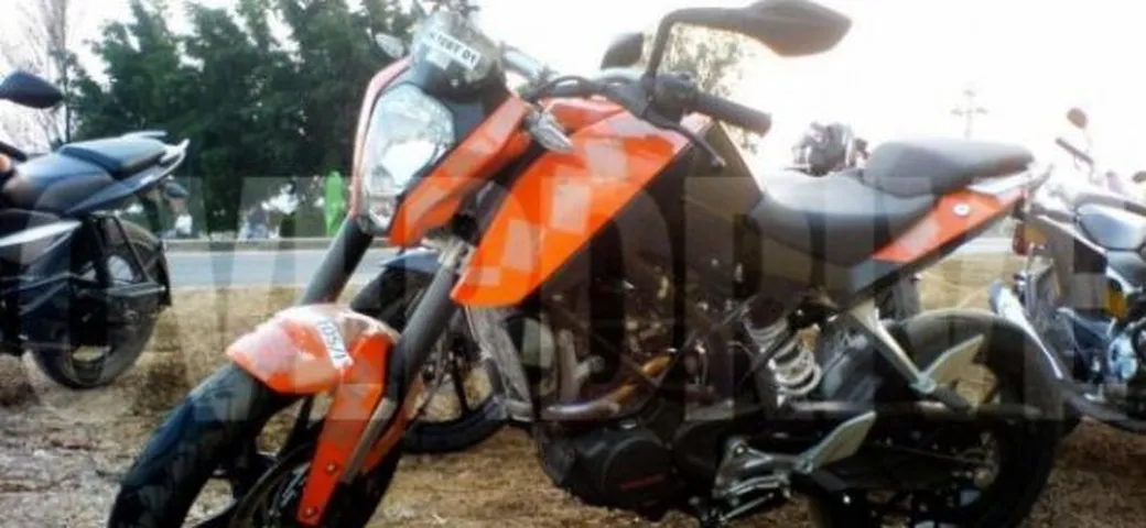 Foto Spia: avvistata la KTM 200 Duke, ma sarà solo per l'India