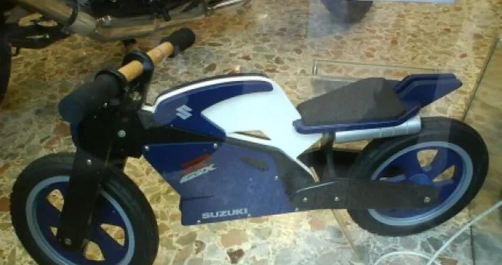 Foto del giorno: Kiddimoto Suzuki