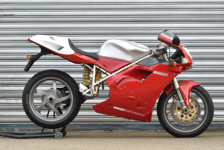 Ducati 916, il punto debole è stato eliminato: ecco cosa cambia