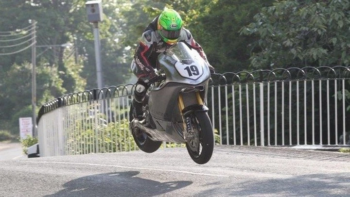 TT 2015: Norton conferma Cameron Donald