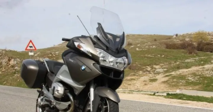 TEST: Faccia a faccia con la BMW R 1200 RT 2010