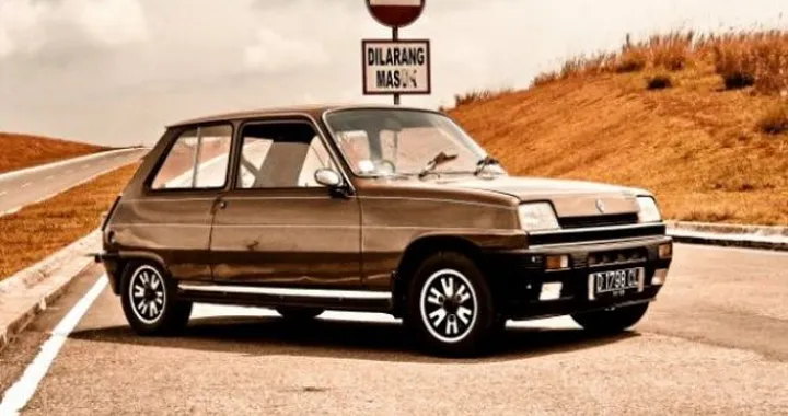 Renault 5 History