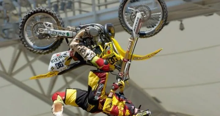Superbowl Supercross e Freestyle 2011 a Genova