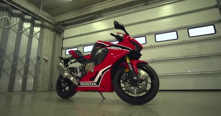 Honda CBR1000RR Fireblade 2017