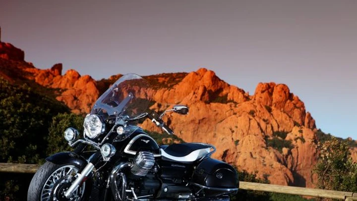 Guzzi California 1400: nei concessionari da sabato 24 novembre