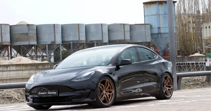 Tesla Model 3 Performance by Senner Tuning