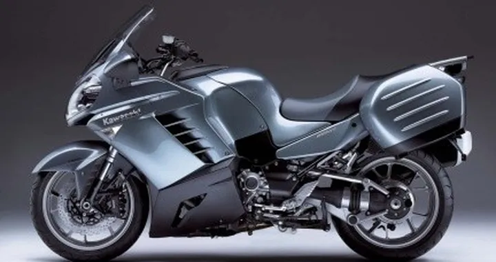Kawasaki 1400 GTR: la turistica più potente del mercato arriverà a luglio 2007
