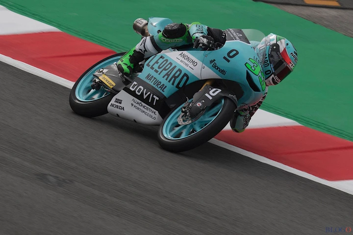Moto3, Barcellona: Enea Bastianini “fulmine” salva-Italia