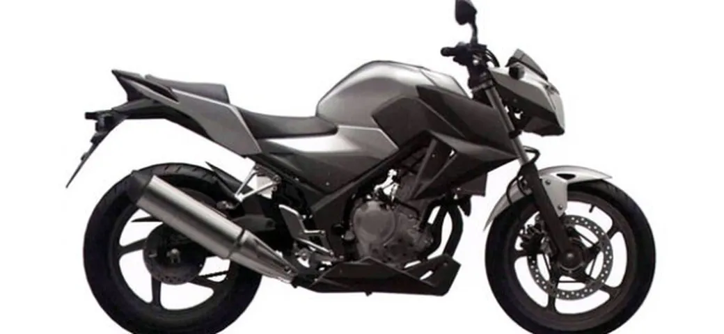Honda CBR300R Naked 2015: l'alternativa nuda della CBR300R