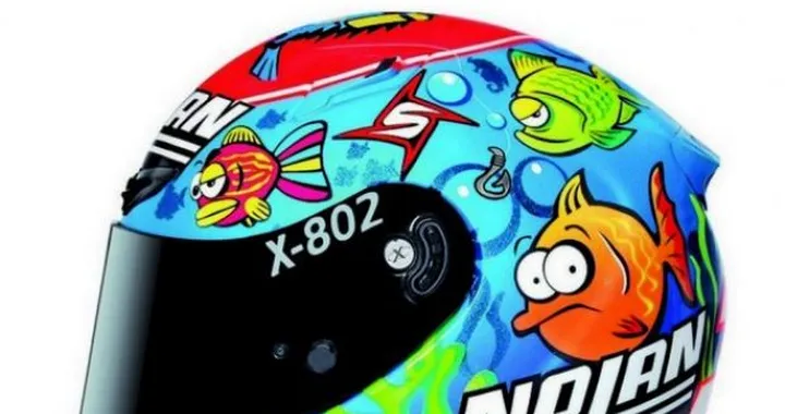 Marco Melandri: all'asta il casco limited edition di Misano, proventi alle vittime del terremoto