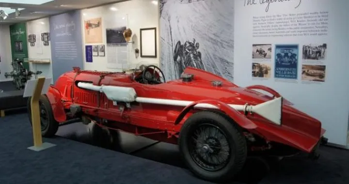 Bentley: asta da 4,5 milioni di sterline per la storica 4.5 Litre