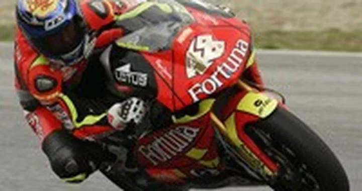 Poker Aprilia nei test di Barcellona