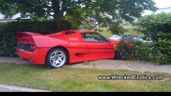 Ferrari: il dipartimento della Giustizia USA non rimborsa una F50 distrutta da un agente FBI