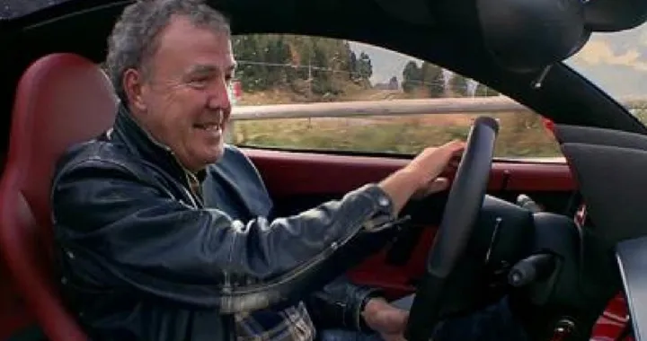 Pioggia di critiche su Jeremy Clarkson dopo l'attacco a Meghan