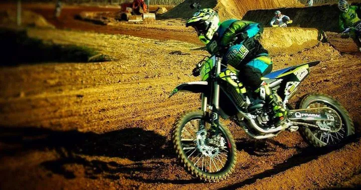 Andrea Iannone, allenamento invernale in Motocross [VIDEO]