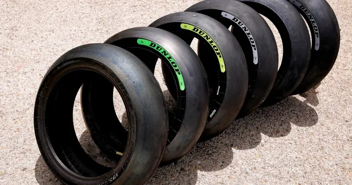 Dunlop, pneumatici colorati in Moto2 e Moto3