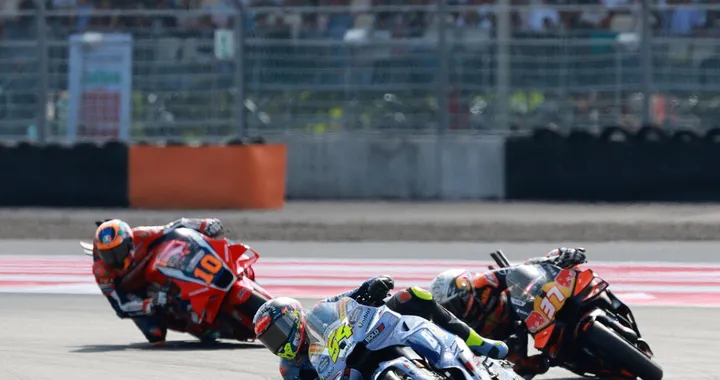 Trionfo di Fermin Aldeguer a Mandalika dopo l'incidente con Marc Marquez