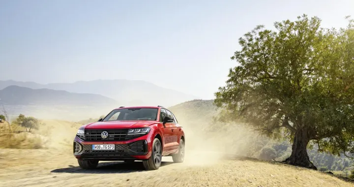 Volkswagen Touareg 2024: il grande SUV si aggiorna con tante novità interessanti [FOTO]