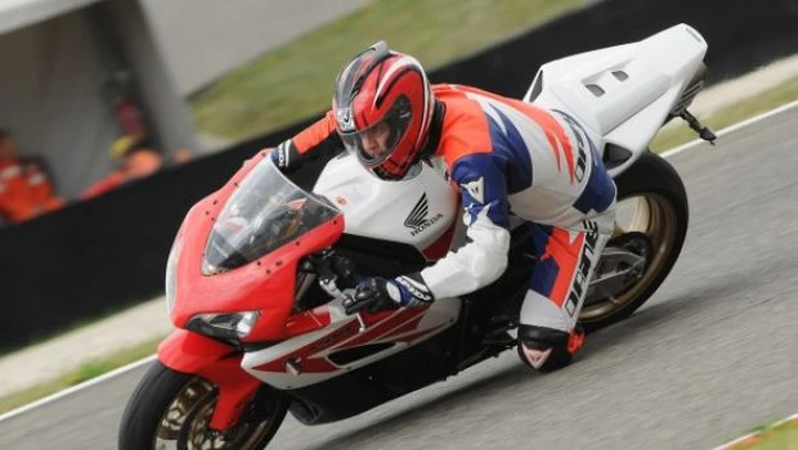 Scatto in Corsa: Honda CBR1000RR al Mugello