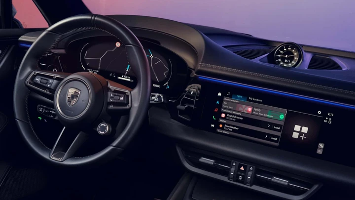 Porsche Macan EV