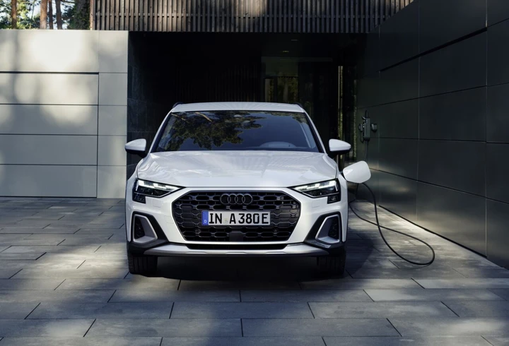 Audi A3 allstreet TFSI e: la plug-in parte da 50.900 euro