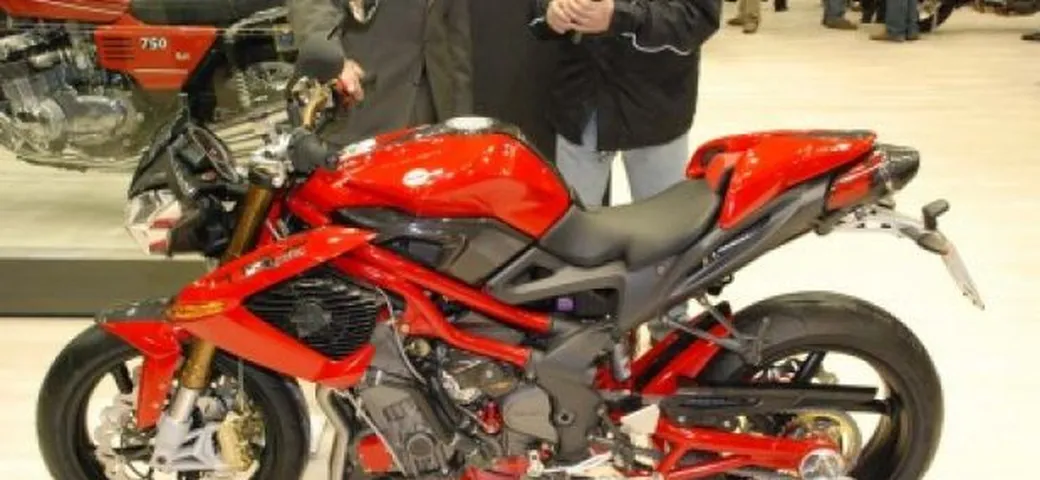 Live @ Eicma: la Benelli TnT R160