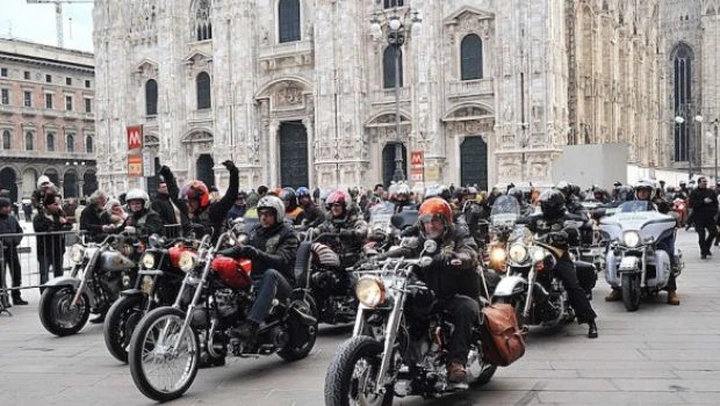 Milano nega Piazza Duomo alla Befana Benefica, poi ci ripensa.