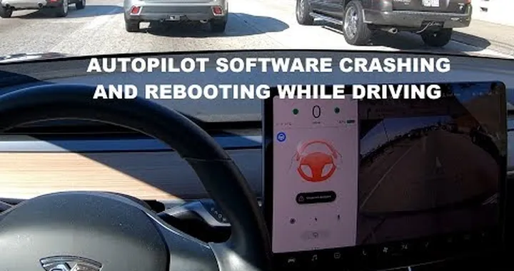 Cosa succede quando il Tesla Autopilot va in crash