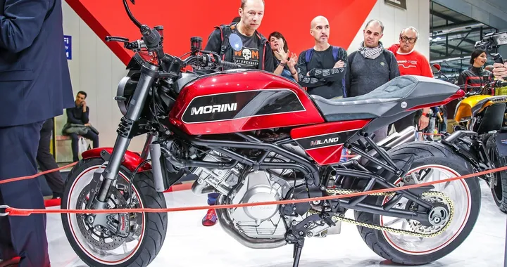 Moto Morini Milano, classica ispirata all'iconica 3½