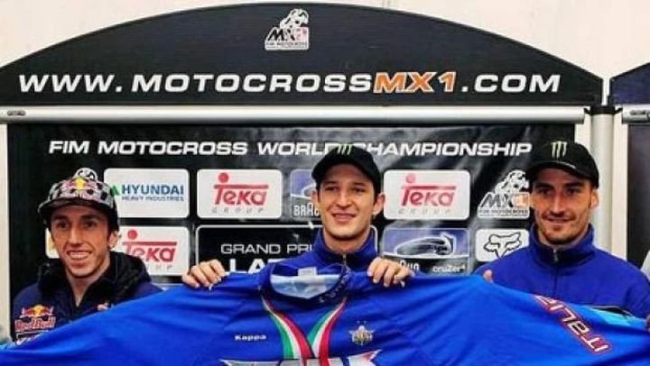 L'italia del Motocross Delle Nazioni protagonista al Grattacielo Pirelli