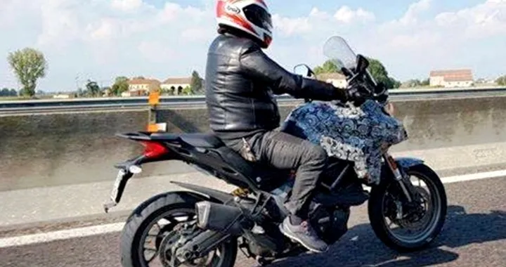Nuove foto spia Ducati Multistrada 939 2017 ?