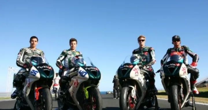 WSS: Avvio positivo per i piloti Triumph nella Supesport