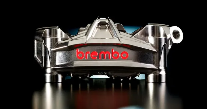 Brembo rivoluziona la frenata: nasce il sistema Sensify digitale