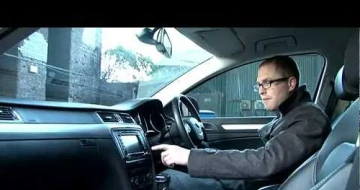 Fifth Gear: Skoda Superb Wagon contro Mercedes Classe E S.W.