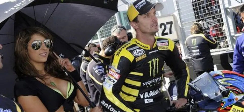 MotoGP: Colin Edwards sulla Suter BMW del Team Forward Racing nel 2012