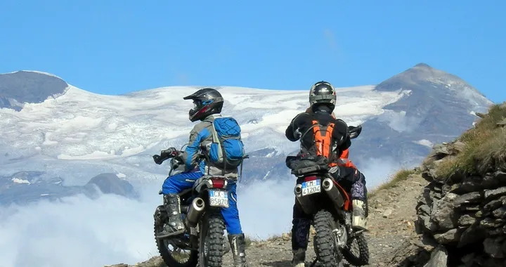 Fase 2, mototurismo: via libera in Liguria e Abruzzo