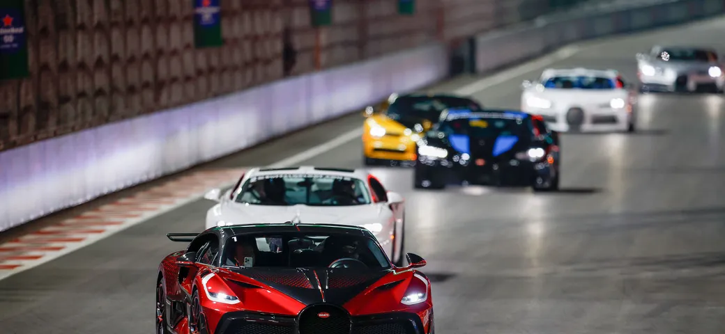 Bugatti: esperienza unica per i clienti sul circuito di Las Vegas F1