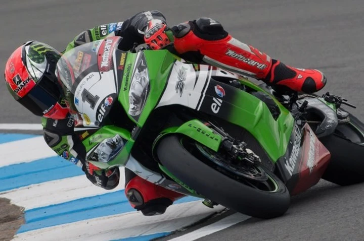 SBK Donington 2014 LIVE: la diretta delle prove libere del venerdì. Sykes missile nelle FP3, Giugliano 2°, Melandri 6° [FOTO]