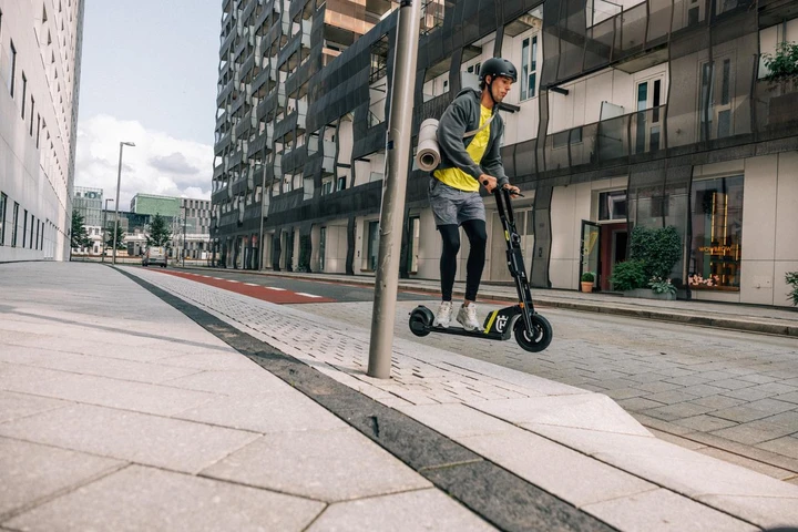 ingrandisci immagine