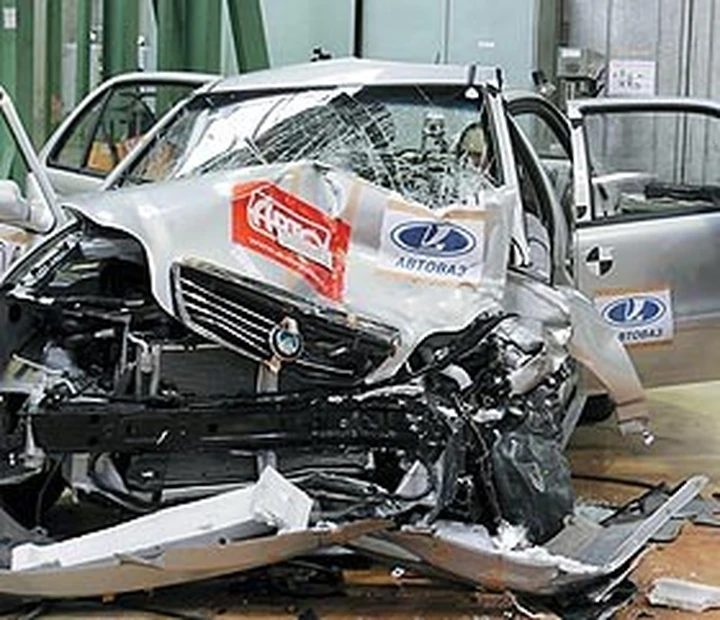 Geely: disastroso crash test in Russia